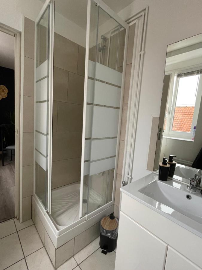 Apartamento Le Corail De Calais Exterior foto
